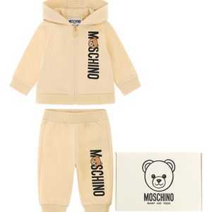 146818-146817-146820-146819-146821-146822-146816